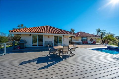 Tiny photo for 9750 Random Canyon Way, Creston, CA 93432 (MLS # SC25281019)