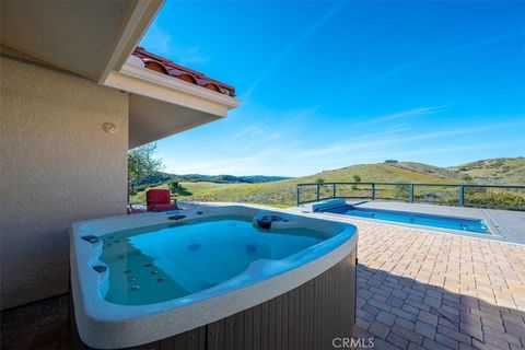 Tiny photo for 9750 Random Canyon Way, Creston, CA 93432 (MLS # SC25281019)