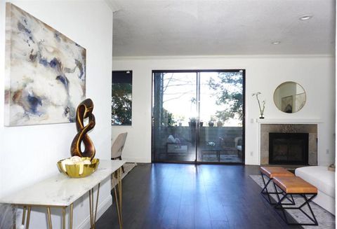 Photo of 1031 Foxchase Drive, San Jose, CA 95123 (MLS # ML82031601)