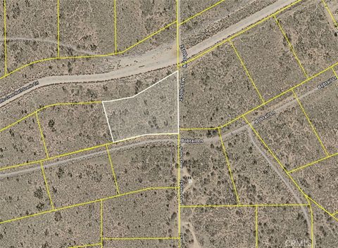 Photo of 25000 Bobtail Lane, Rosamond, CA 93560 (MLS # SR26026355)