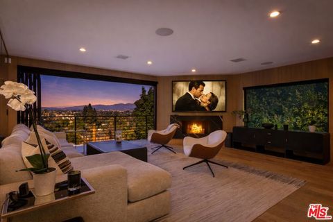 Photo of 3914 Fredonia Drive, Los Angeles, CA 90068 (MLS # 26639267)