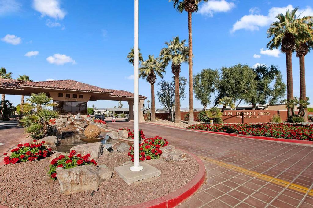39567 Palm Greens Parkway