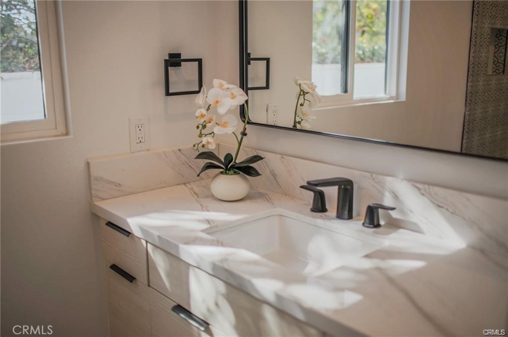26372 Via California StudioB