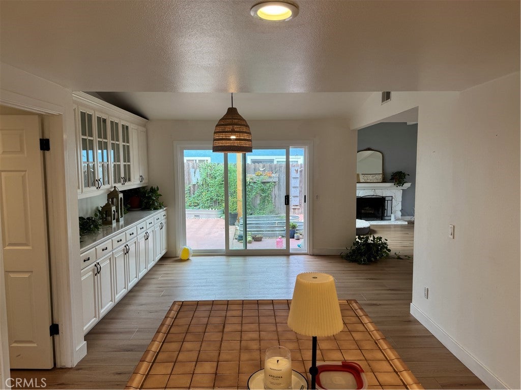 851 Saint Clair