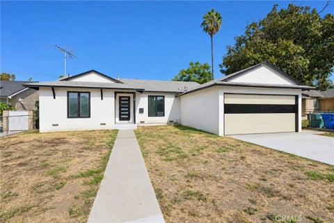 Photo of 2485 Kellogg Park Dr, Pomona, CA 91768 (MLS # CV26206628)