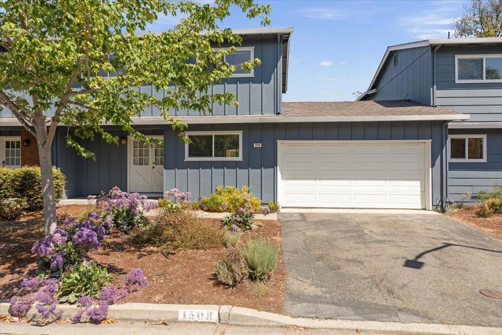 1508 Wildrose Way
