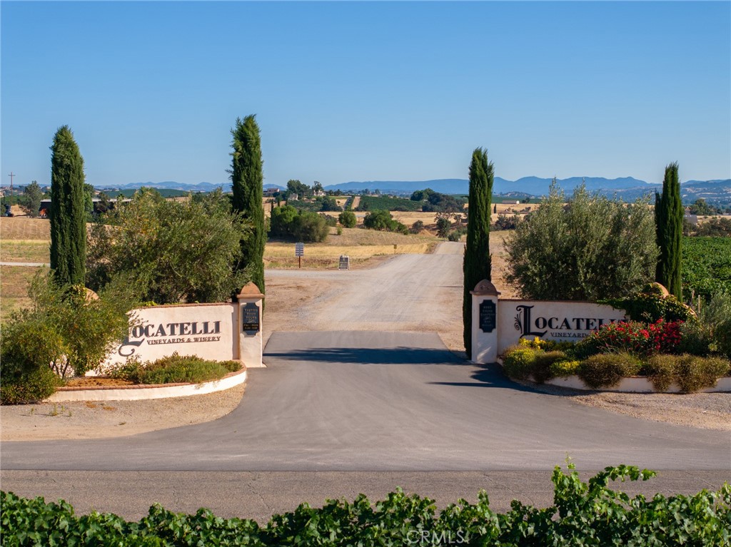 8585 Cross Canyons Road