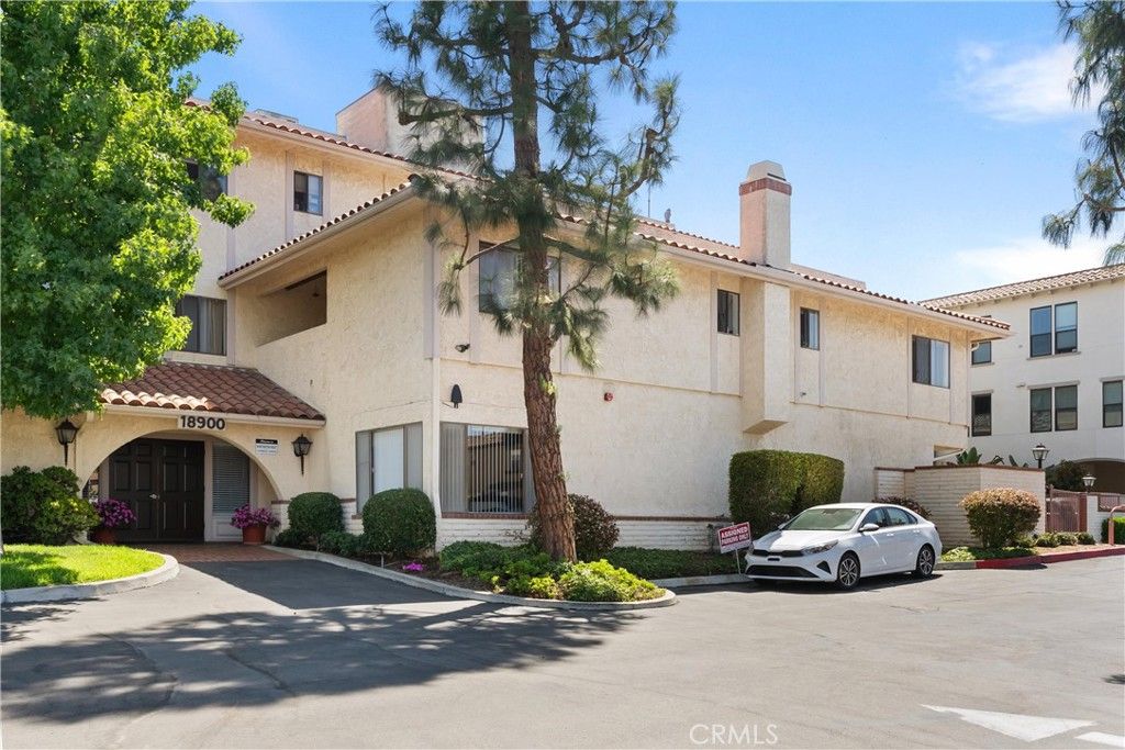 Photo of 18900 Delaware Street #48, Huntington Beach, CA 92648 (MLS # OC25199741)