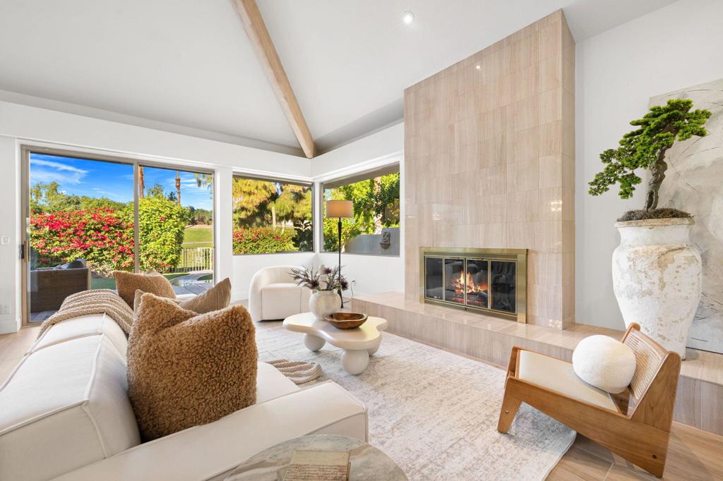 Rancho Mirage C.C. - Residential