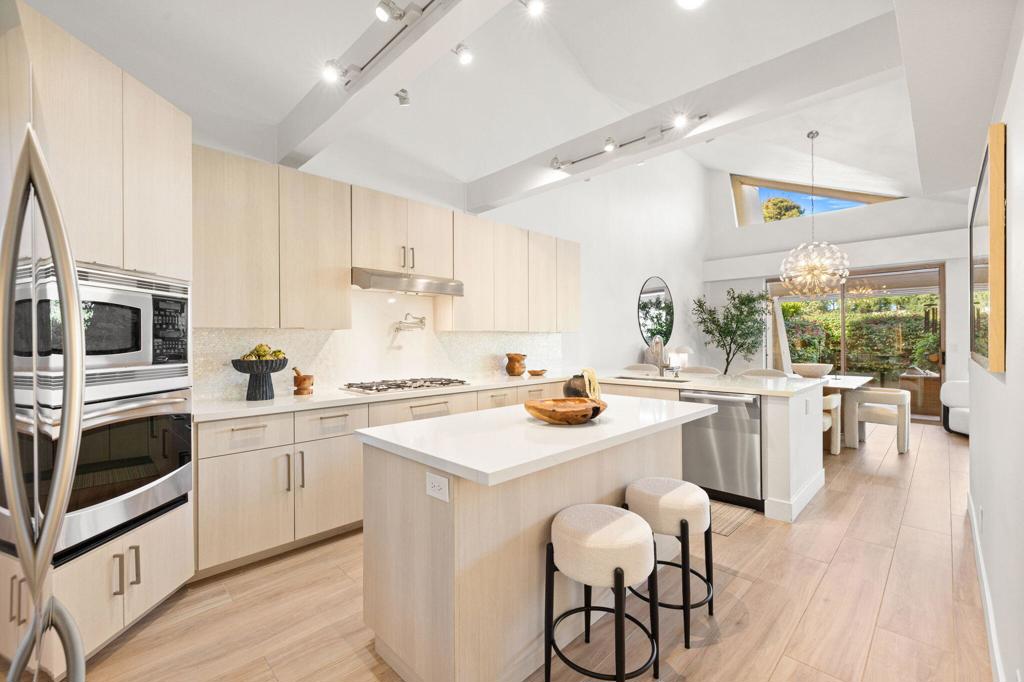 Rancho Mirage C.C. - Residential