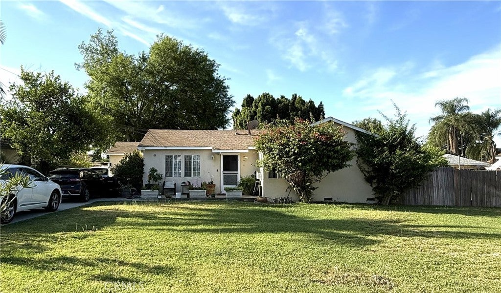 128 Los Angeles