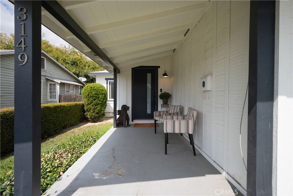 3149 E Green