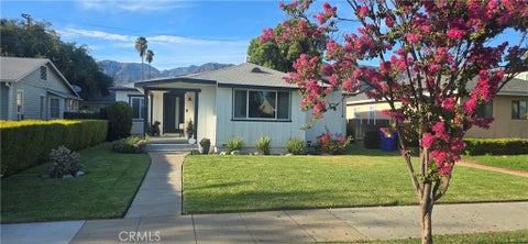 Photo of 3149 E Green ST, Pasadena, CA 91107 (MLS # SR26191450)