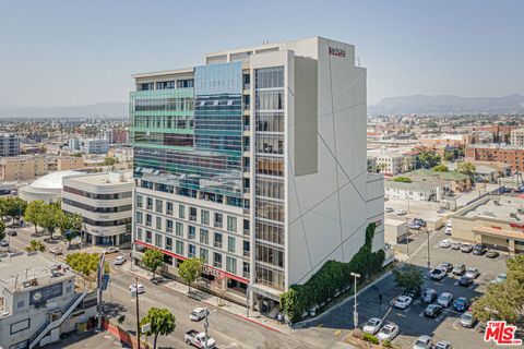 Photo of 3223 W 6th Street #806, Los Angeles, CA 90020 (MLS # 26827699)