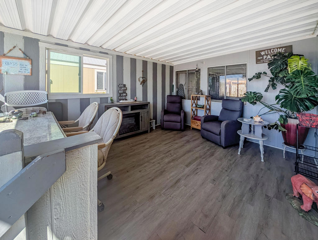 70200 Dillon Road 245