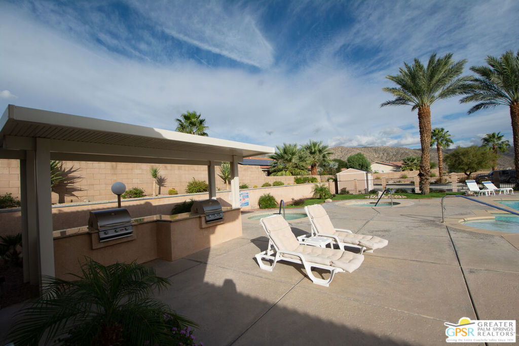 Paradise Springs - Residential