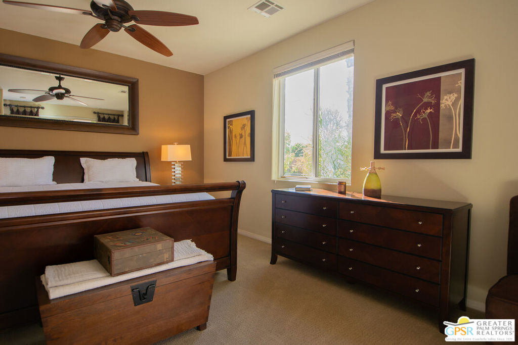 Paradise Springs - Residential