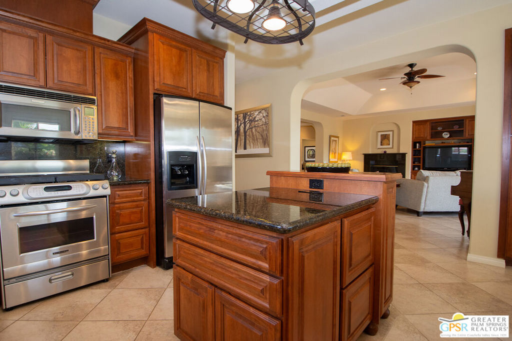 Paradise Springs - Residential