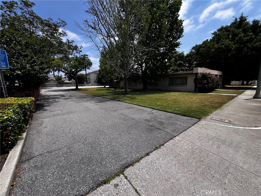 Properties 3 320 N Garfield Avenue