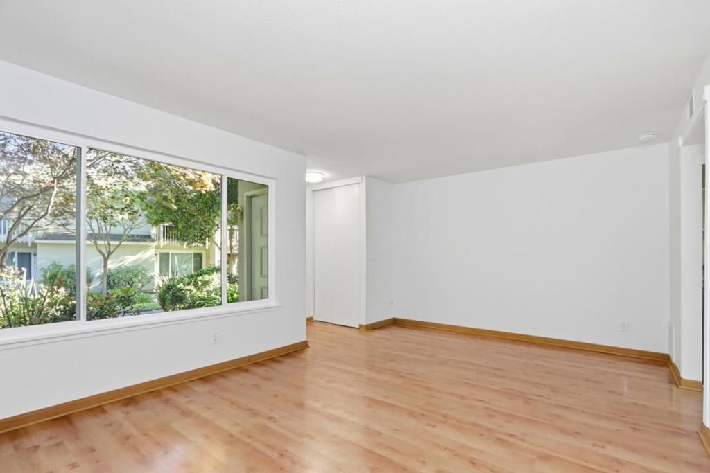 Photo of 1249 Crescent Terrace, Sunnyvale, CA 94087 (MLS # ML82037843)