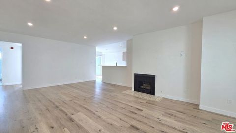 Photo of 1650 S Bentley Avenue #302, Los Angeles, CA 90025 (MLS # 25613687)