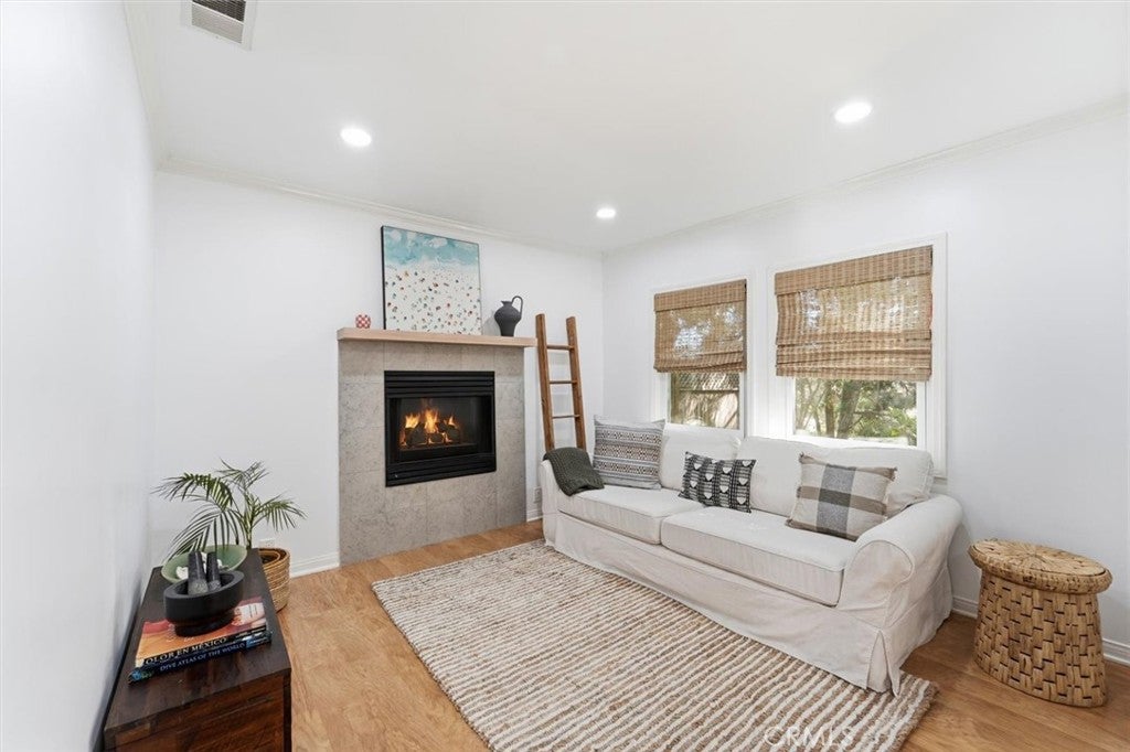 1924 Loma Drive