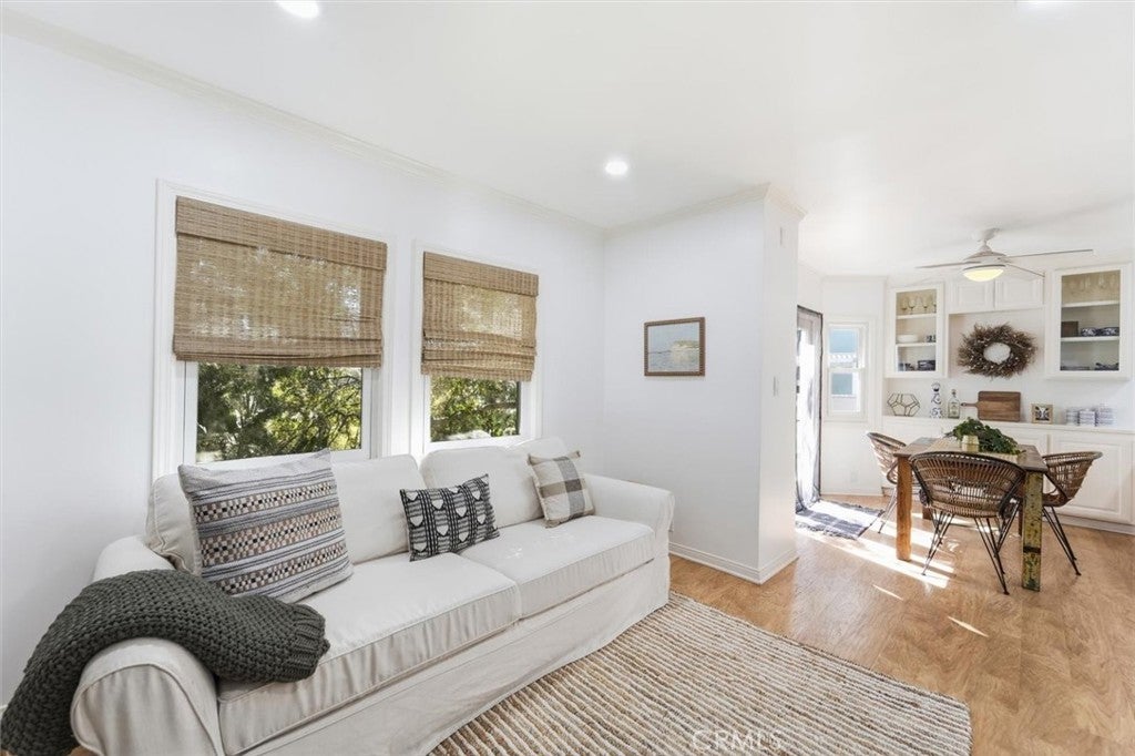1924 Loma Drive