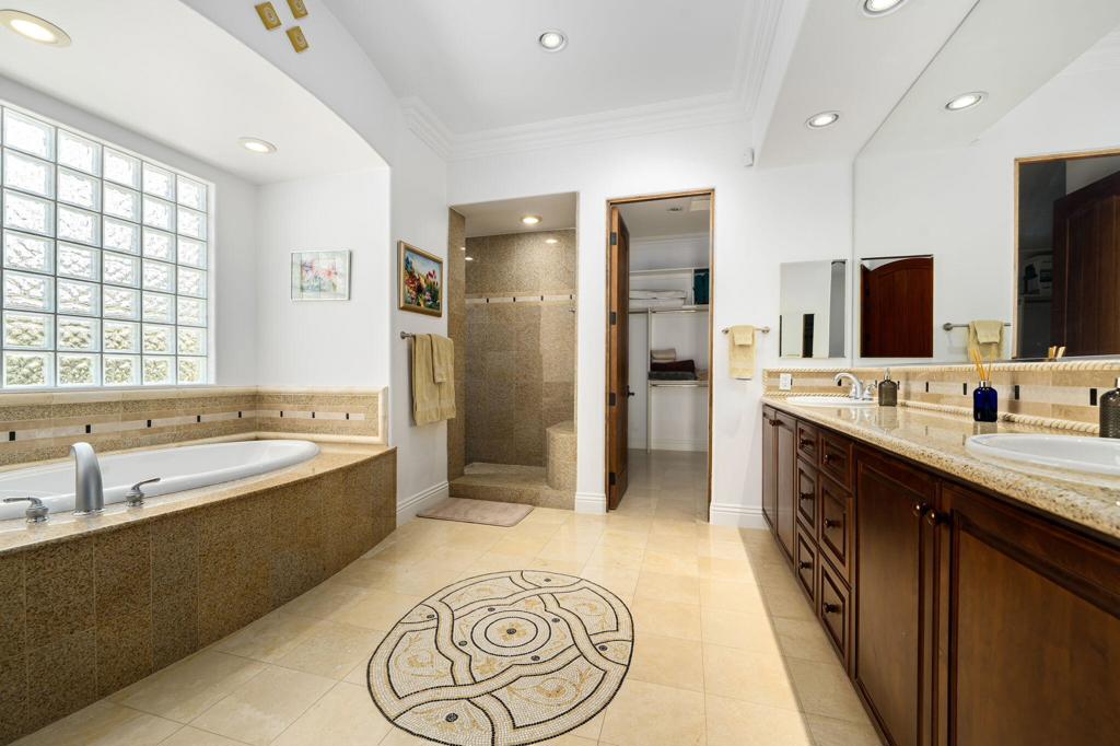 The Palms - Residential Lease