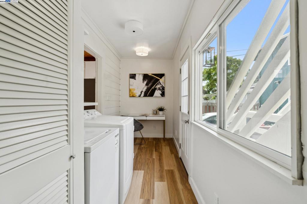CENTRAL ALAMEDA - Residential Income