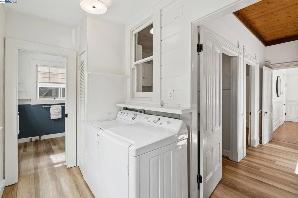 CENTRAL ALAMEDA - Residential Income