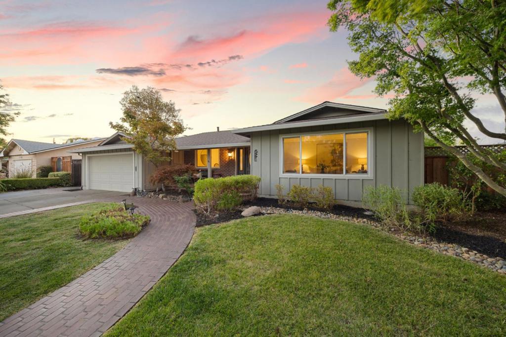 1281 Peralta Drive