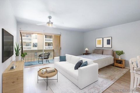 Photo of 4600 Lamont St #224, San Diego, CA 92109 (MLS # 260007031SD)