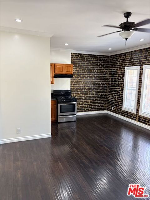 Photo of 738 New Hampshire Avenue #302, Los Angeles, CA 90005 (MLS # 26634317)