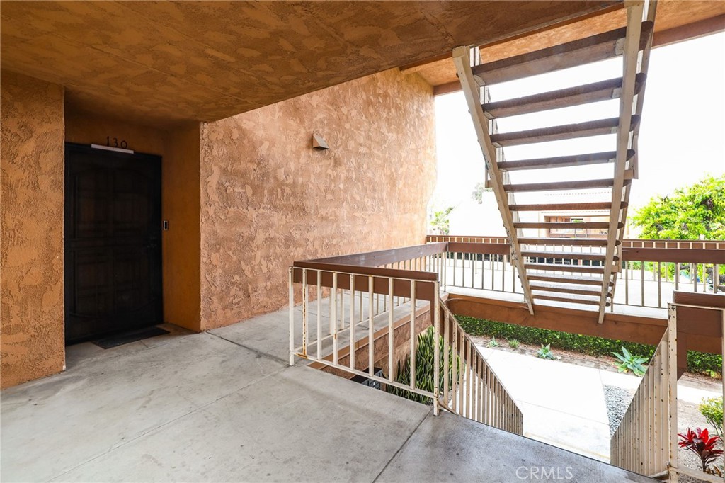 Villa Warner (VWAR) - Residential Lease