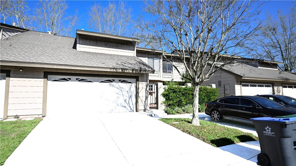 2624 N Tustin Avenue D (141)