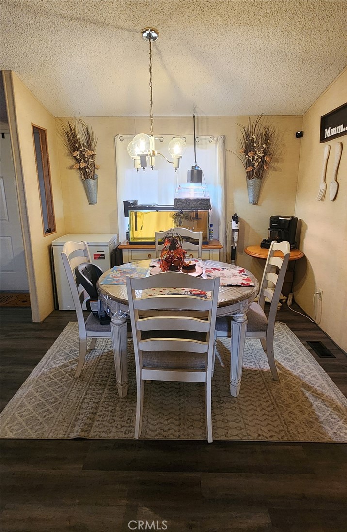 Mesa Bluff Village - Manufactured In Park