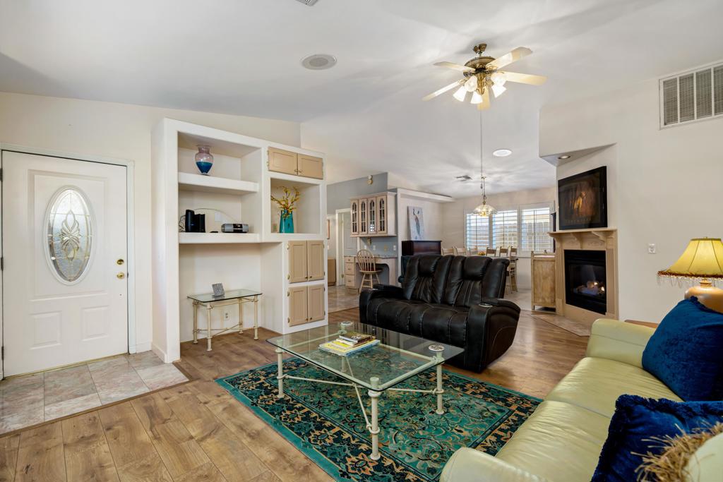 Desert Grove - Residential