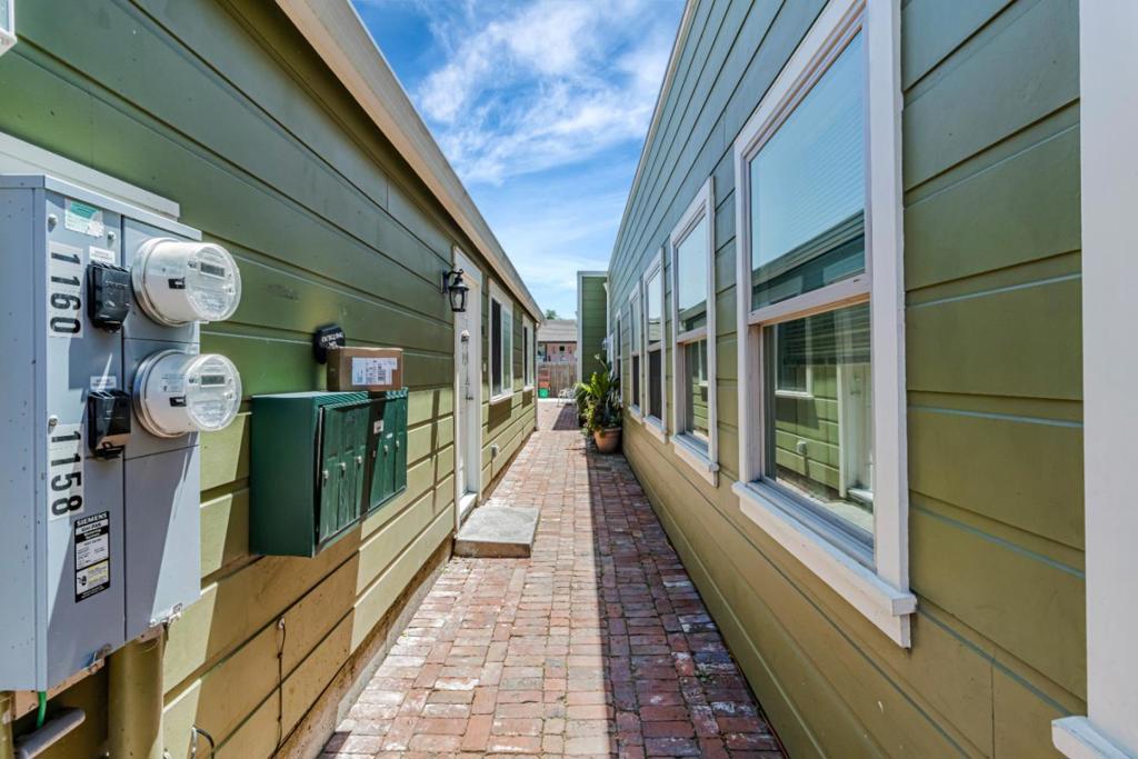 Properties 4 1152 98th Avenue