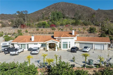 MLS: IG26208686
