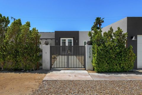 Photo of 2239 E Powell Road, Palm Springs, CA 92262 (MLS # 219096466PS)