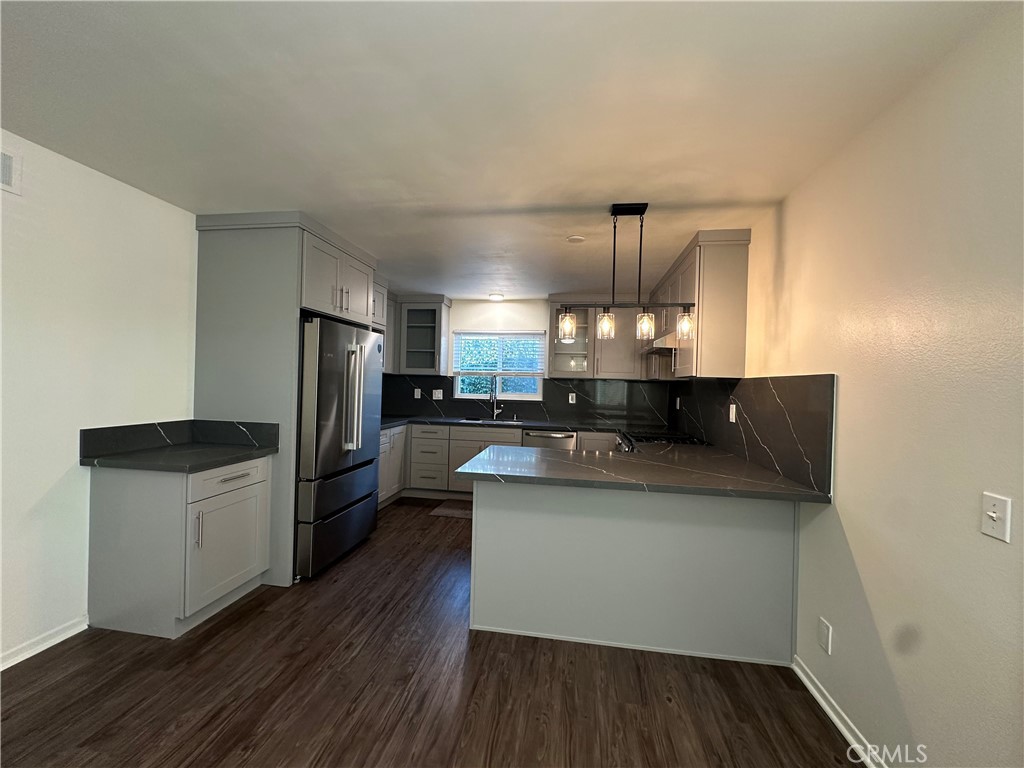 17122 Santa Lucia Street