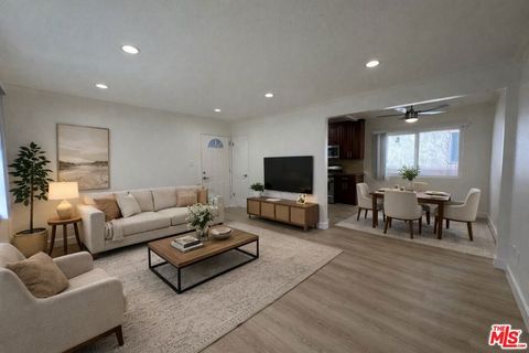 Photo of 2607 Abbot Kinney Boulevard #2607, Venice, CA 90291 (MLS # 26662467)