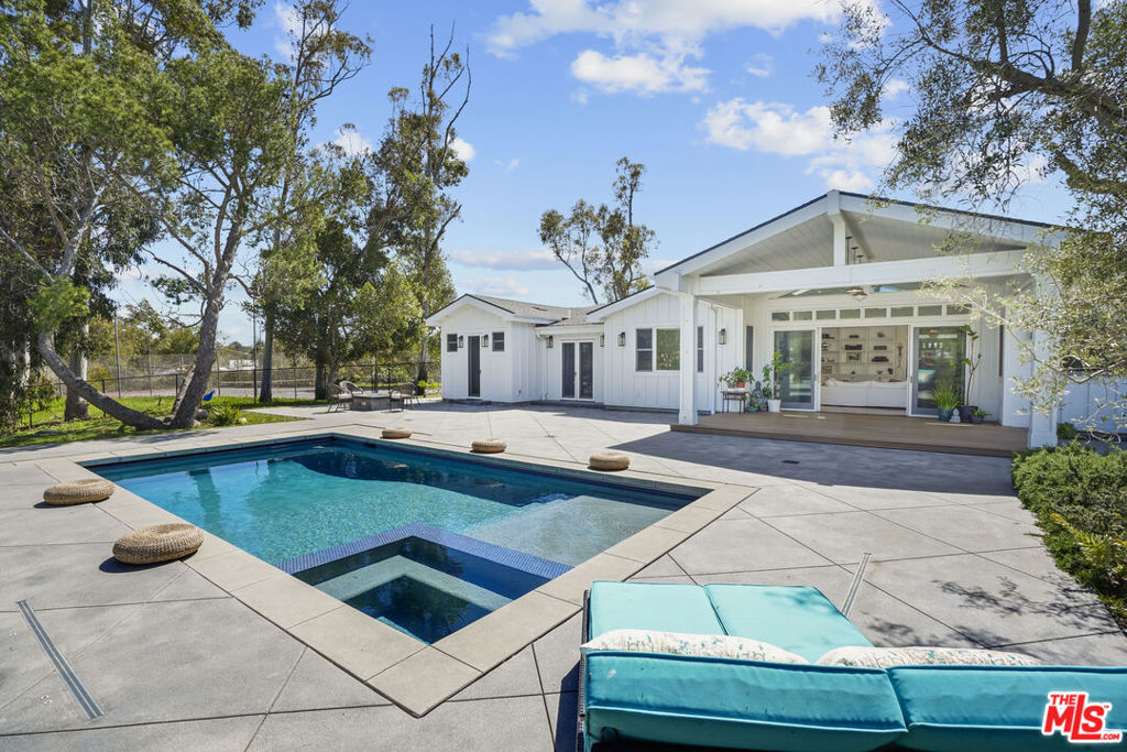 6544 Wandermere Road