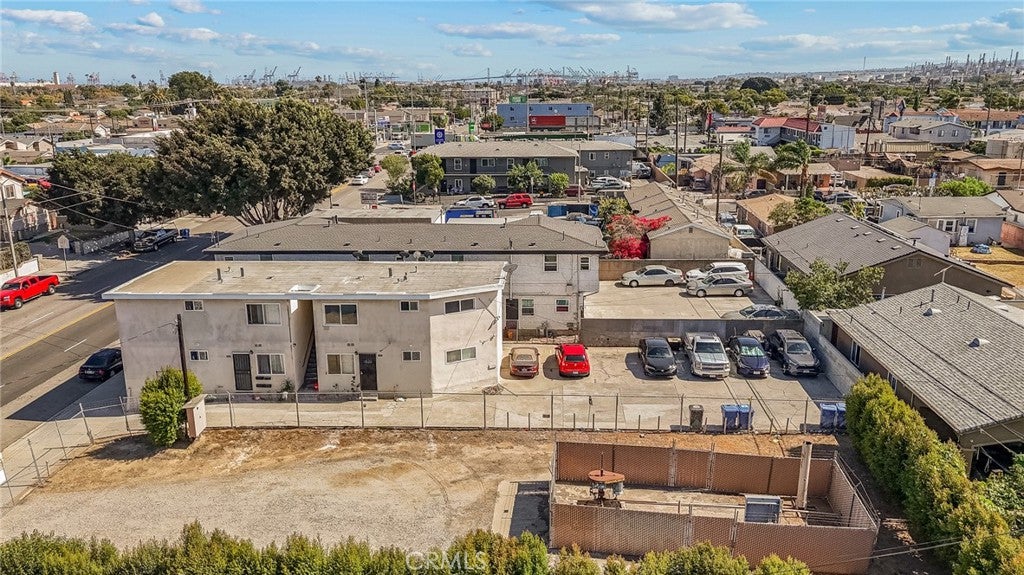 1445 N Wilmington