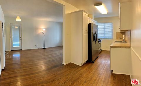 Photo of 1543 EUCLID St #A, Santa Monica, CA 90404 (MLS # 26633447)