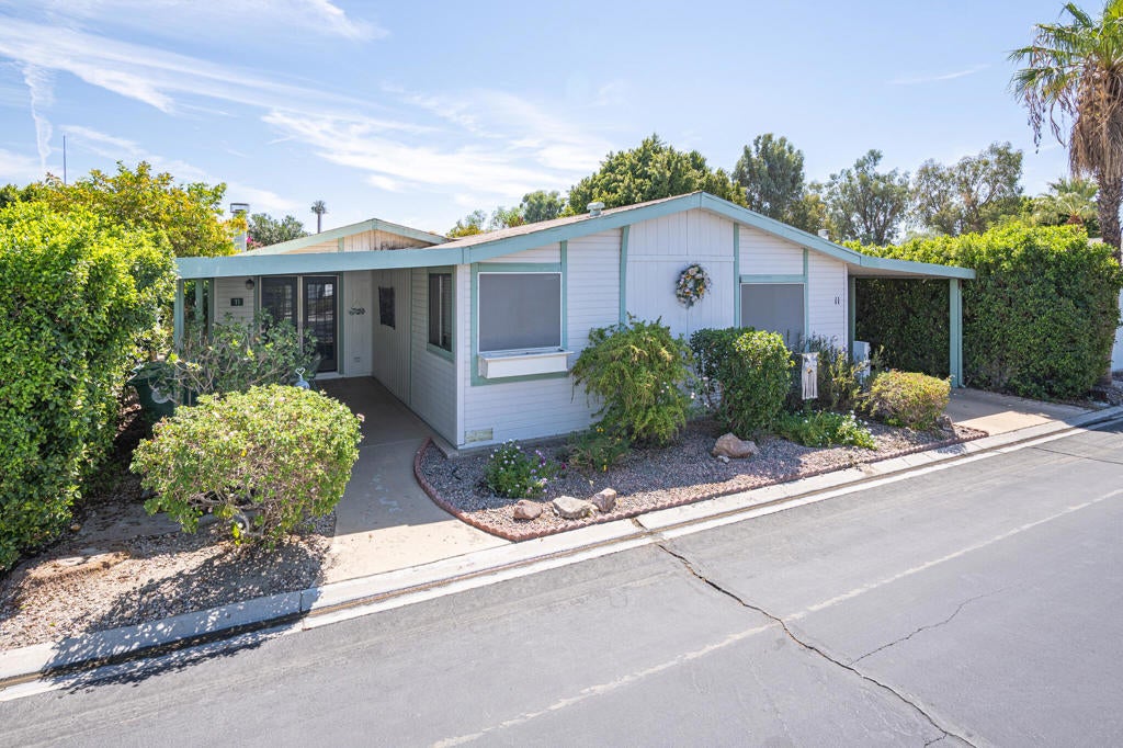 73450 Country Club Drive 11