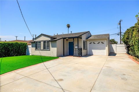 Photo of 3151 W 182nd Street, Torrance, CA 90504 (MLS # OC25173488)