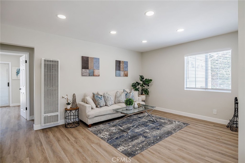 3151 W 182nd Street