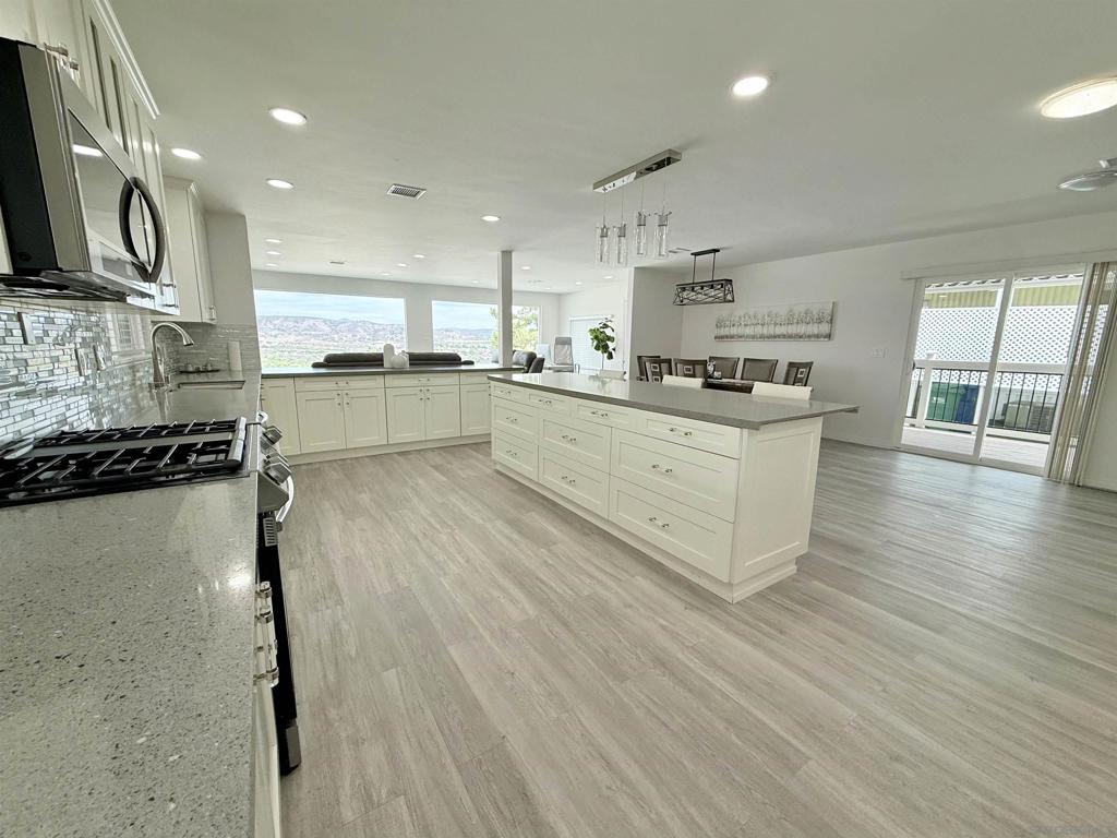 7467 Mission Gorge Rd 219