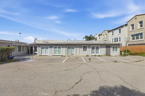 MLS: AR26066075